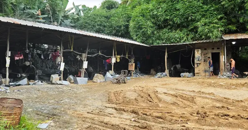 Pengiriman batu alam se-Indonesia dengan tracking