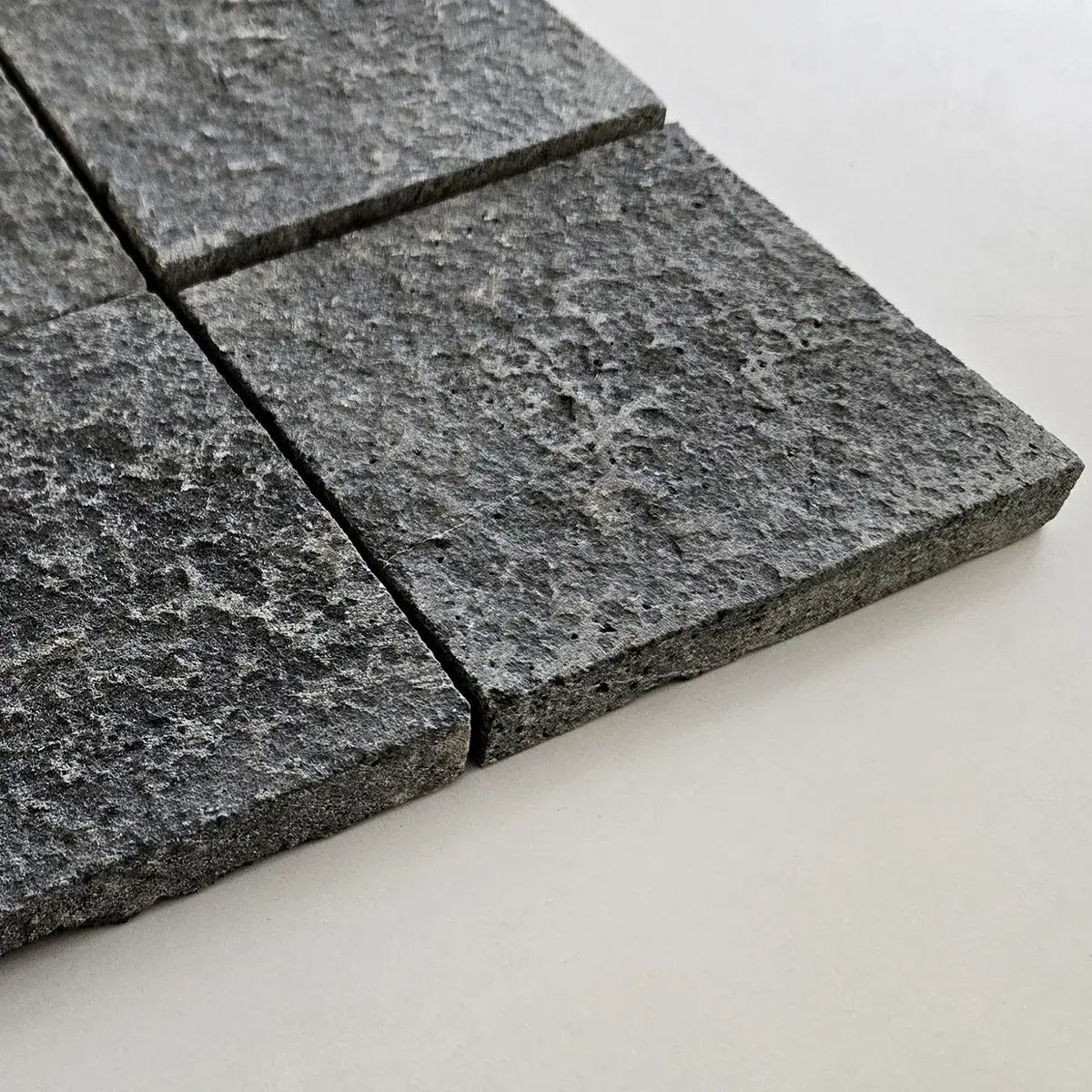 Batu Andesit - Dark Grey